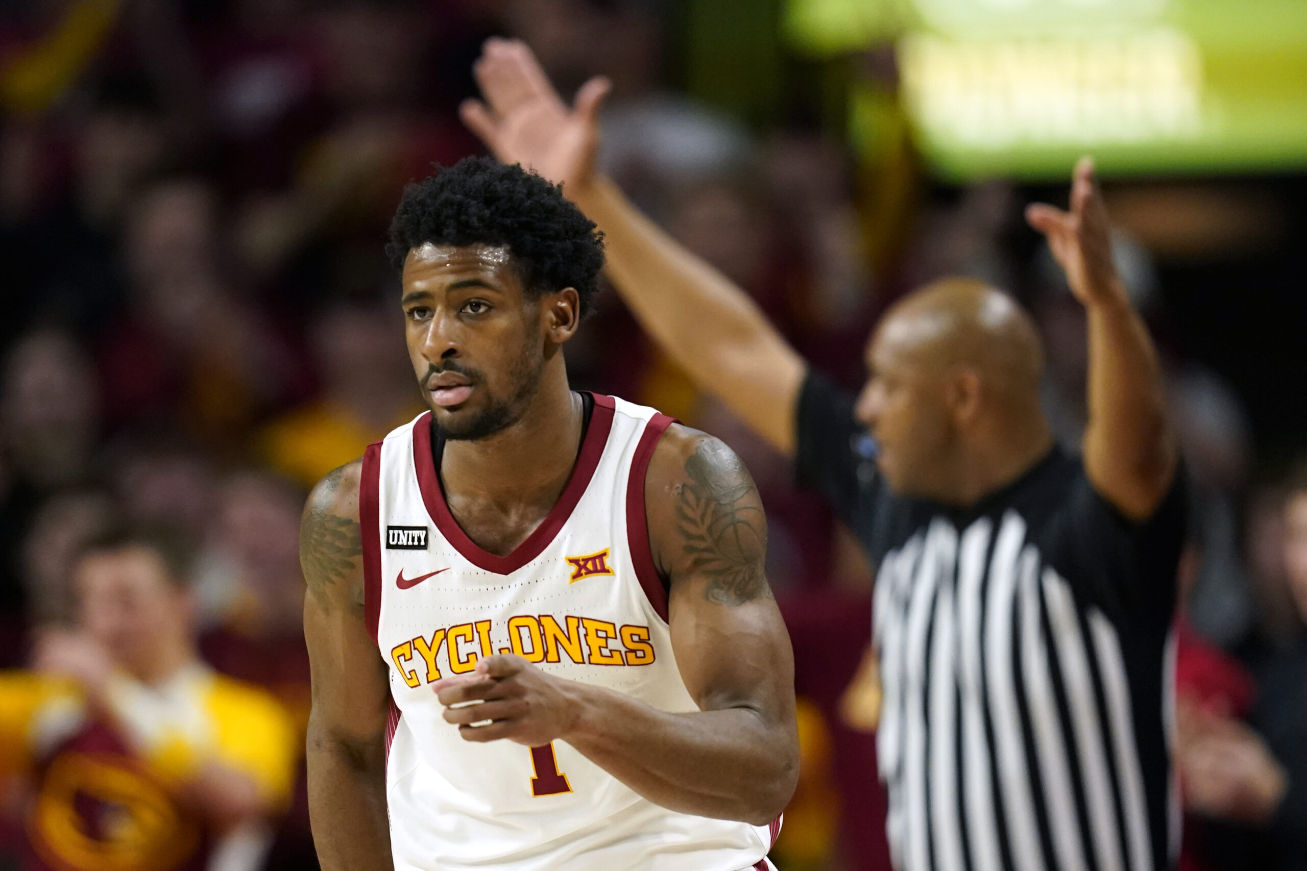 The breakdown of West Virginia's costly turnover against Iowa State latest example of disaster in the second half for the Mountaineers